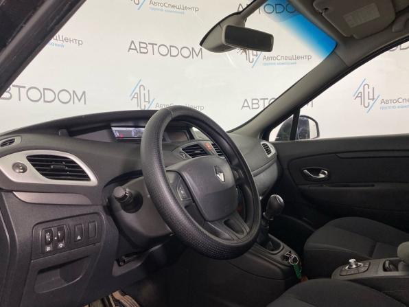 Renault Scenic III с пробегом 2010 года, цена 649 000 рублей, 312503 км, компактвэн, Автокод Объявления