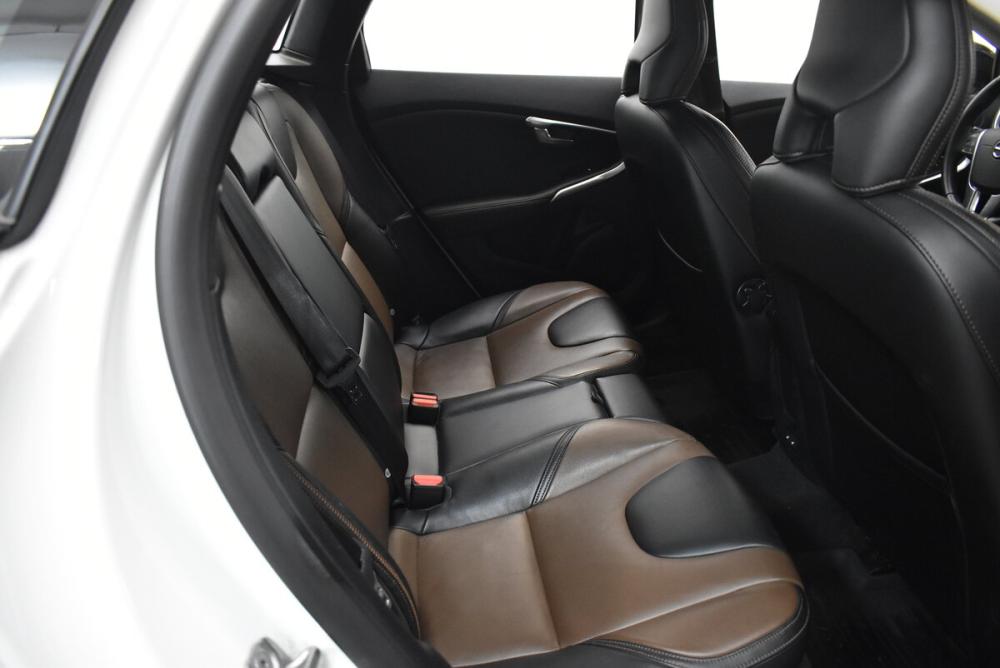 Volvo V40 Cross Country I Рестайлинг Москва  - изображение 15
