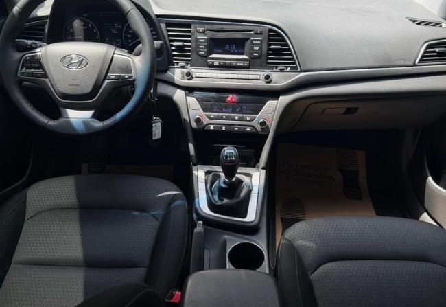 Hyundai Elantra VI (AD) с пробегом 2016 года, цена 1 355 000 рублей, 98000 км, седан, Автокод Объявления