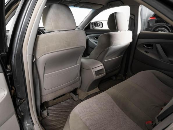 Toyota Camry VI (XV40) Рестайлинг с пробегом 2010 года, цена 1 050 000 рублей, 329368 км, седан, Автокод Объявления