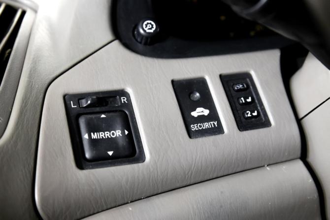 Lexus RX I с пробегом 2000 года, цена 649 000 рублей, 330646 км, внедорожник, Автокод Объявления