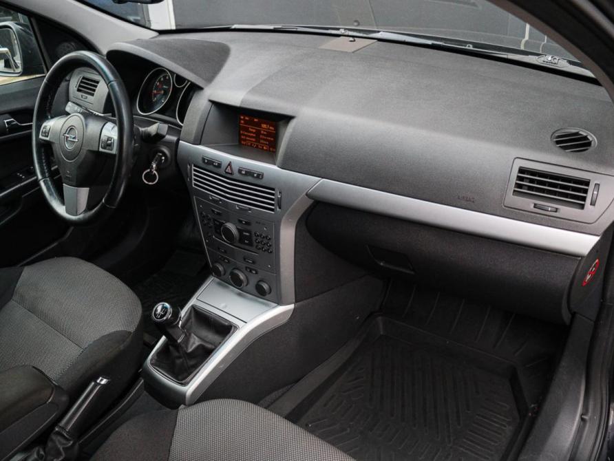Opel Astra H Рестайлинг Москва  - изображение 8