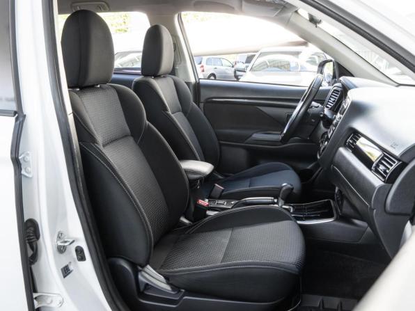 Mitsubishi Outlander III Рестайлинг 3 с пробегом 2020 года, цена 2 239 000 рублей, 115597 км, внедорожник, Автокод Объявления