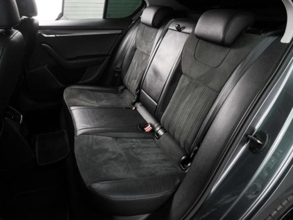 Skoda Octavia III (A7) Рестайлинг с пробегом 2018 года, цена 2 149 000 рублей, 155277 км, лифтбек, Автокод Объявления