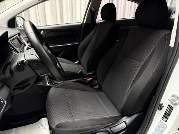 Hyundai Solaris II Рестайлинг с пробегом 2020 года, цена 1 179 000 рублей, 135134 км, седан, Автокод Объявления