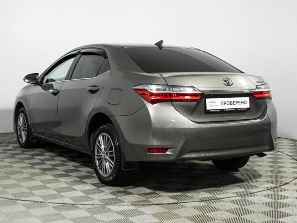 Toyota Corolla XI (E160 E170 E180) Рестайлинг 1 с пробегом 2018 года, цена 1 750 000 рублей, 97360 км, седан, Автокод Объявления
