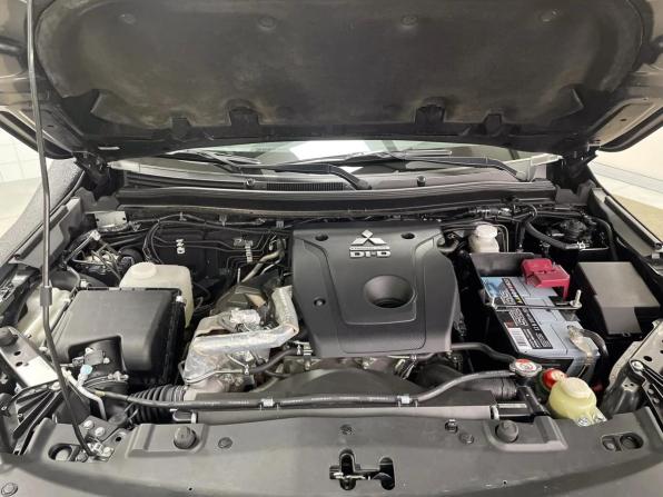 Mitsubishi L200 V Рестайлинг с пробегом 2021 года, цена 4 895 000 рублей, 28129 км, пикап, Автокод Объявления
