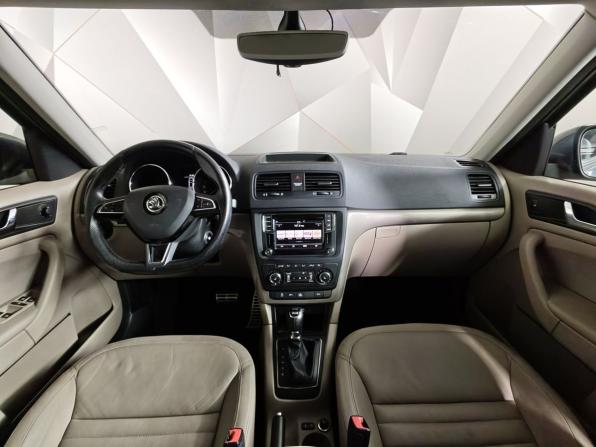 Skoda Yeti I Рестайлинг с пробегом 2017 года, цена 1 555 000 рублей, 139828 км, внедорожник, Автокод Объявления