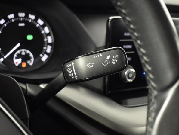 Skoda Octavia IV (A8) с пробегом 2021 года, цена 1 748 900 рублей, 123409 км, лифтбек, Автокод Объявления