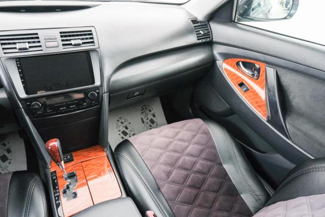 Toyota Camry VI (XV40) Рестайлинг с пробегом 2009 года, цена 1 249 000 рублей, 284000 км, седан, Автокод Объявления