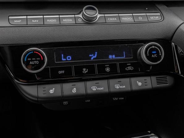 Hyundai Elantra VII (CN7) Рестайлинг с пробегом 2023 года, цена 2 139 000 рублей, 36661 км, седан, Автокод Объявления