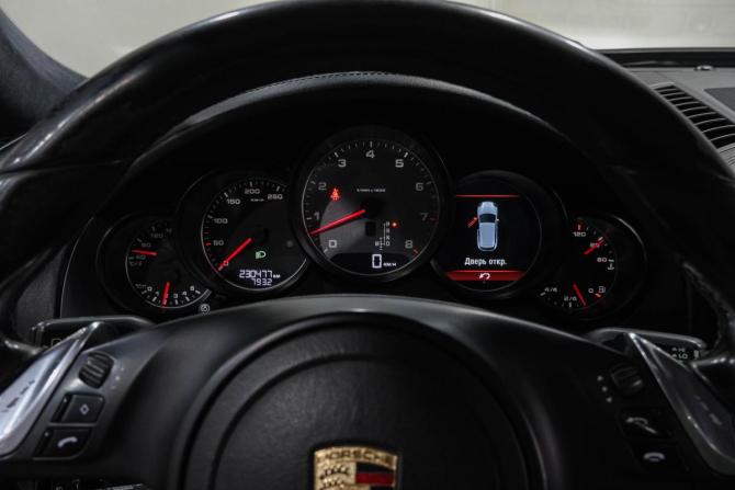 Porsche Cayenne II (958) с пробегом 2011 года, цена 2 629 000 рублей, 230000 км, внедорожник, Автокод Объявления
