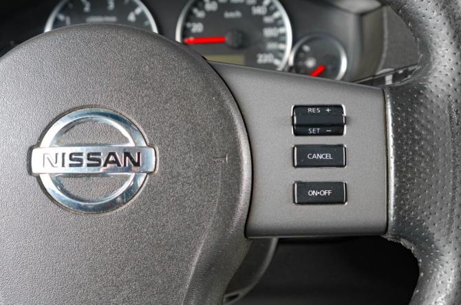 Nissan Pathfinder III с пробегом 2008 года, цена 1 299 000 рублей, 223000 км, внедорожник, Автокод Объявления