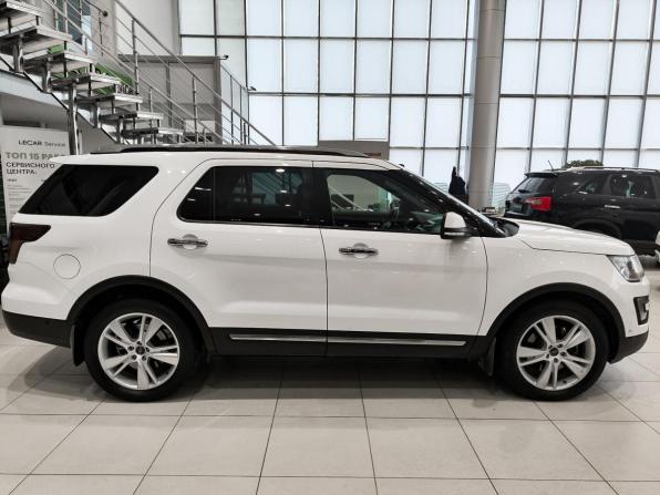 Ford Explorer V Рестайлинг с пробегом 2016 года, цена 2 890 000 рублей, 123000 км, внедорожник, Автокод Объявления