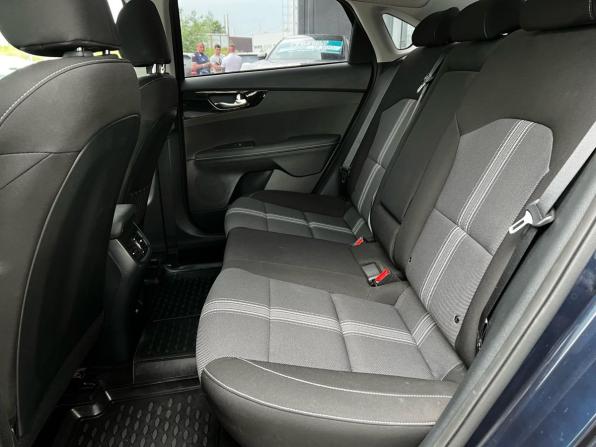 Kia Cerato IV Рестайлинг с пробегом 2021 года, цена 2 415 000 рублей, 44730 км, седан, Автокод Объявления