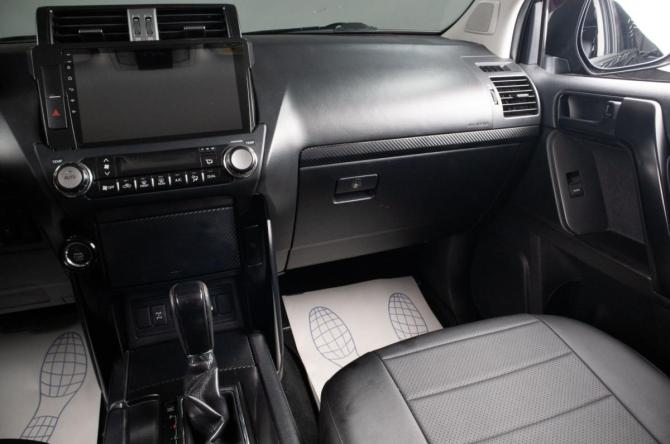 Toyota Land Cruiser Prado 150 Series Рестайлинг 1 с пробегом 2015 года, цена 3 199 000 рублей, 298000 км, внедорожник, Автокод Объявления