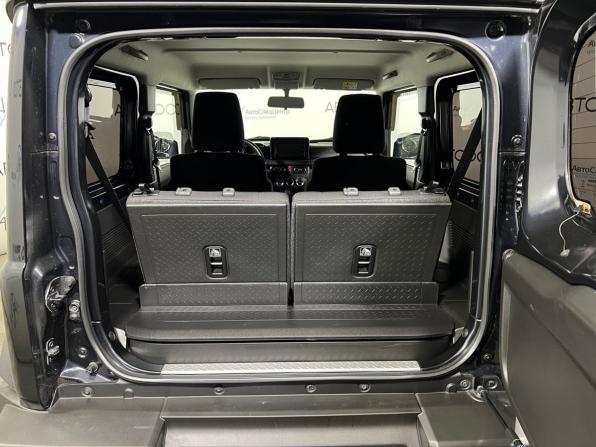 Suzuki Jimny IV с пробегом 2022 года, цена 3 097 000 рублей, 54399 км, внедорожник, Автокод Объявления