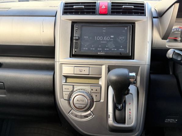 Honda Zest с пробегом 2010 года, цена 750 000 рублей, 226000 км, хэтчбек, Автокод Объявления