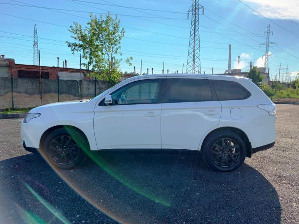 Mitsubishi Outlander III с пробегом 2012 года, цена 1 230 000 рублей, 215876 км, внедорожник, Автокод Объявления