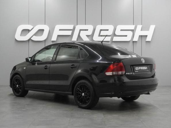 Volkswagen Polo V с пробегом 2013 года, цена 899 000 рублей, 160462 км, седан, Автокод Объявления