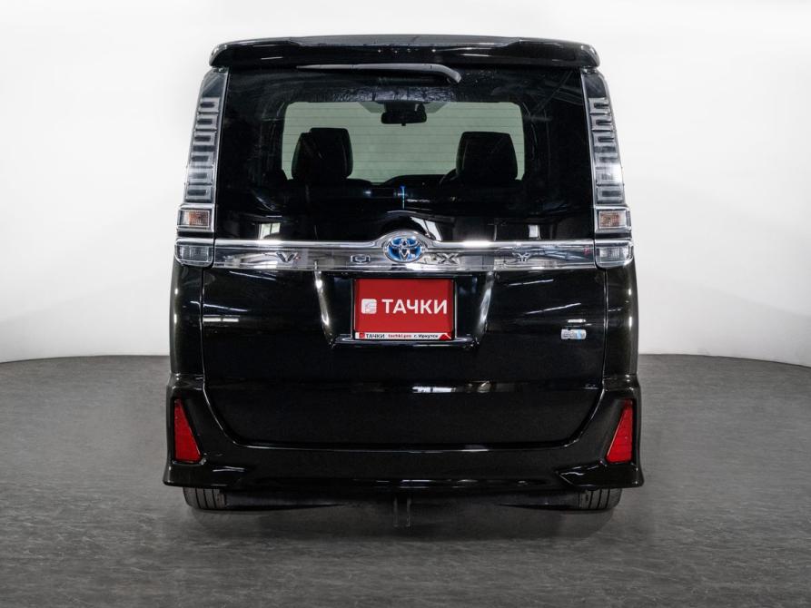 Toyota Voxy III (R80) Рестайлинг Иркутск  - изображение 4