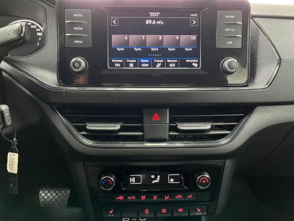 Volkswagen Polo VI с пробегом 2021 года, цена 1 455 000 рублей, 74153 км, лифтбек, Автокод Объявления