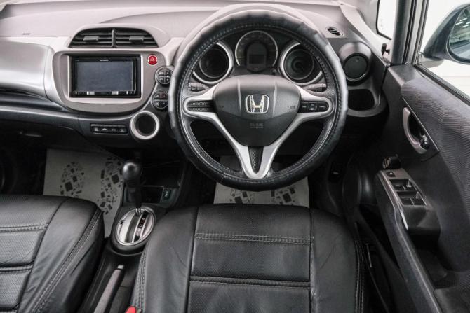 Honda Fit II с пробегом 2009 года, цена 709 000 рублей, 185400 км, хэтчбек, Автокод Объявления