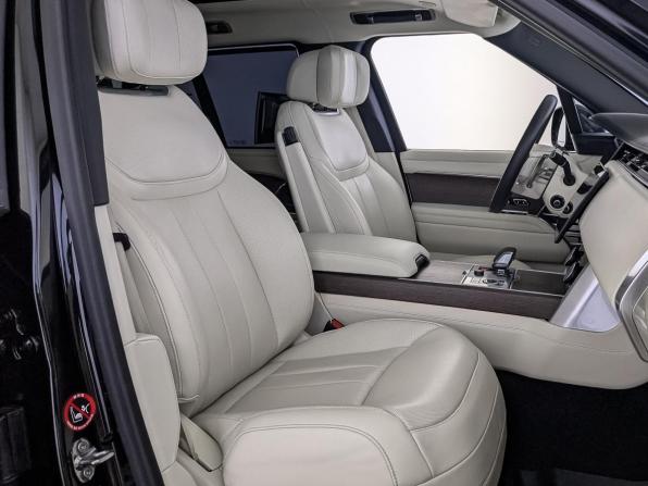 Land Rover Range Rover V с пробегом 2023 года, цена 17 490 000 рублей, 44000 км, внедорожник, Автокод Объявления