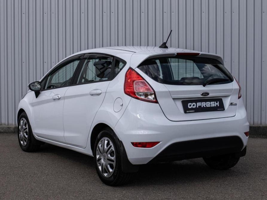 Ford Fiesta Mk6 Рестайлинг Сочи  - изображение 2