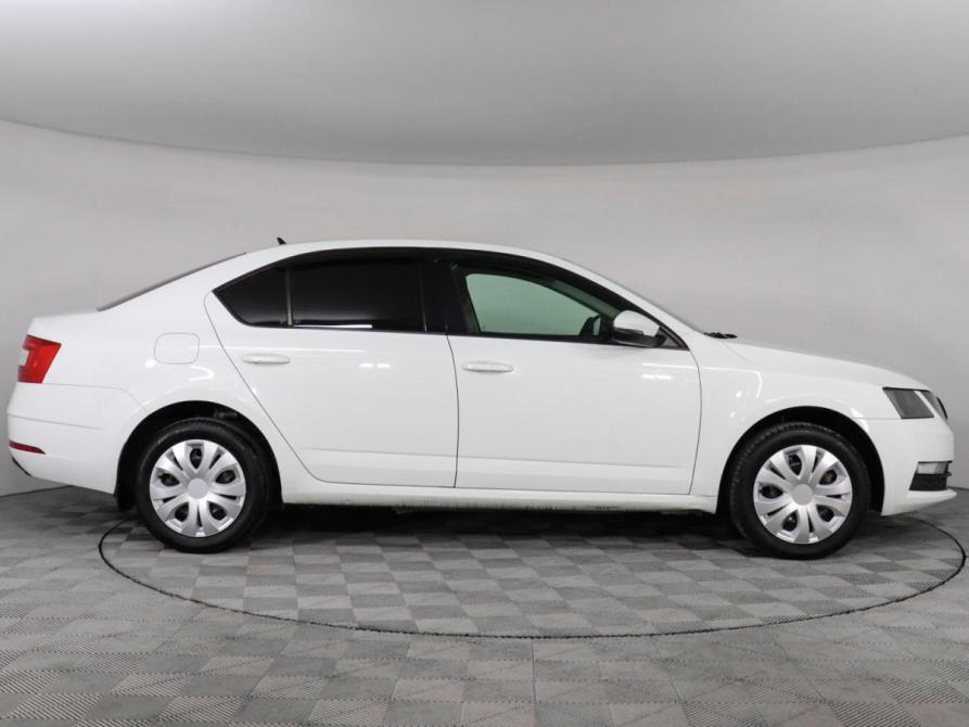 Skoda Octavia III (A7) Рестайлинг Химки  - изображение 4