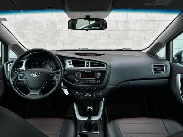 Kia Ceed II с пробегом 2013 года, цена 1 100 000 рублей, 153090 км, универсал, Автокод Объявления