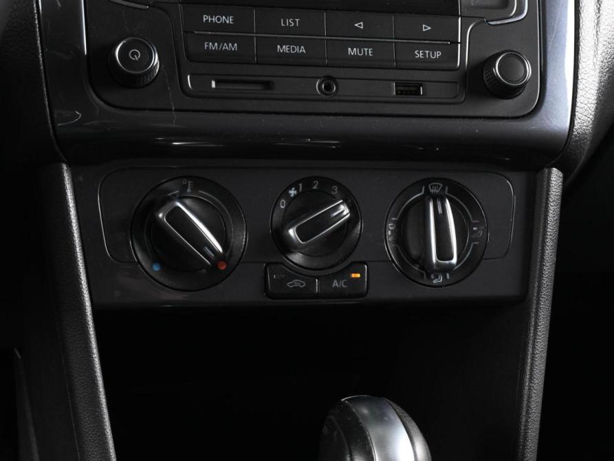 Volkswagen Polo V Рестайлинг Ростов-на-Дону  - изображение 14