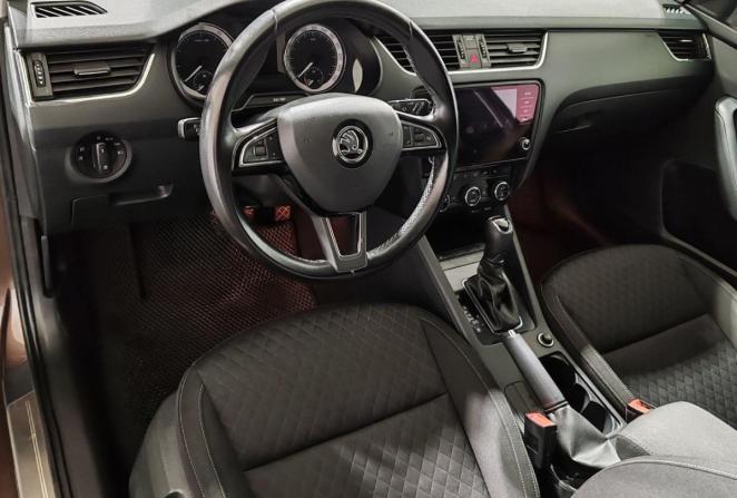 Skoda Octavia III (A7) Рестайлинг с пробегом 2017 года, цена 1 450 000 рублей, 166573 км, лифтбек, Автокод Объявления