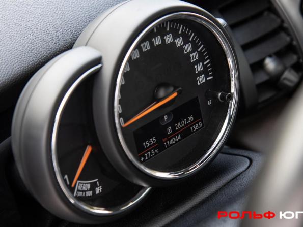Mini Hatch III (F55/F56) с пробегом 2015 года, цена 1 768 000 рублей, 114043 км, хэтчбек, Автокод Объявления