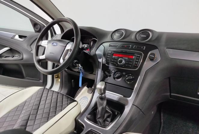 Ford Mondeo IV Рестайлинг с пробегом 2012 года, цена 690 000 рублей, 242916 км, седан, Автокод Объявления