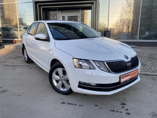 Skoda Octavia III (A7) Рестайлинг с пробегом 2020 года, цена 1 717 000 рублей, 93665 км, лифтбек, Автокод Объявления