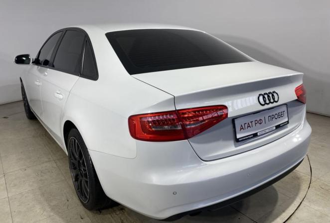 Audi A4 IV (B8) Рестайлинг с пробегом 2014 года, цена 1 490 000 рублей, 215715 км, седан, Автокод Объявления