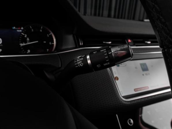 Land Rover Range Rover Evoque II с пробегом 2021 года, цена 3 999 000 рублей, 46633 км, внедорожник, Автокод Объявления