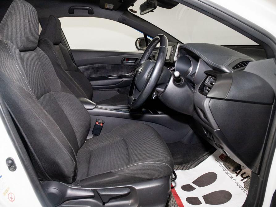 Toyota C-HR I Иркутск  - изображение 5