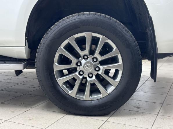 Toyota Land Cruiser Prado 150 Series Рестайлинг 2 с пробегом 2020 года, цена 5 590 000 рублей, 111400 км, внедорожник, Автокод Объявления