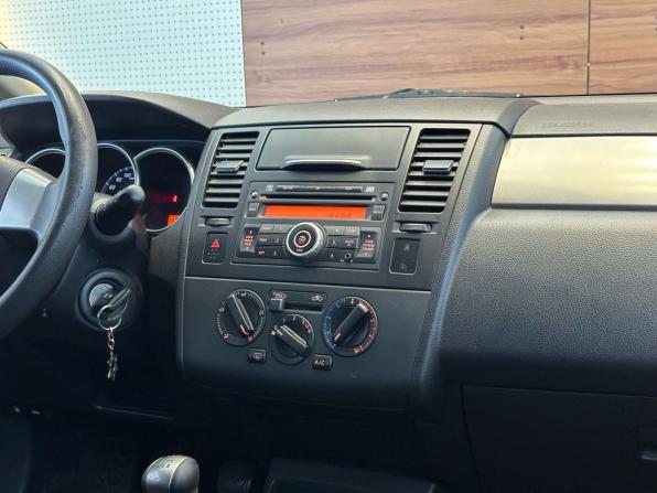 Nissan Tiida I Рестайлинг с пробегом 2013 года, цена 829 900 рублей, 95000 км, хэтчбек, Автокод Объявления