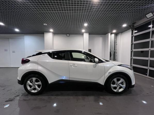 Toyota C-HR I с пробегом 2018 года, цена 2 213 000 рублей, 103028 км, внедорожник, Автокод Объявления