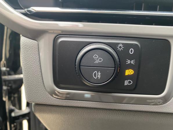 Volkswagen Caravelle T7 с пробегом 2025 года, цена 10 450 000 рублей, 2100 км, минивэн, Автокод Объявления