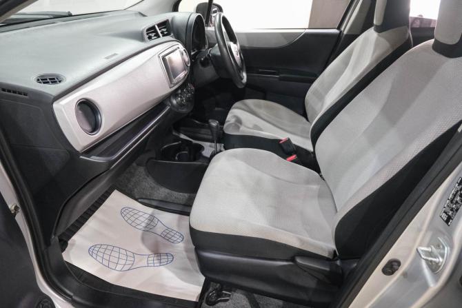Toyota Vitz III (XP130) с пробегом 2013 года, цена 599 000 рублей, 145317 км, хэтчбек, Автокод Объявления