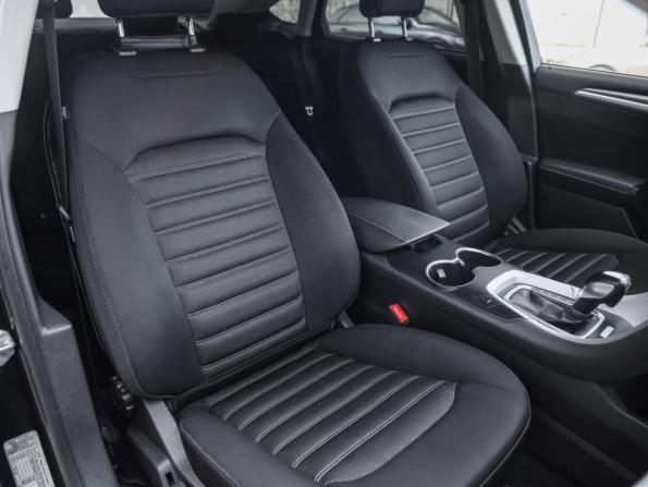 Ford Mondeo V с пробегом 2018 года, цена 1 533 000 рублей, 128100 км, седан, Автокод Объявления