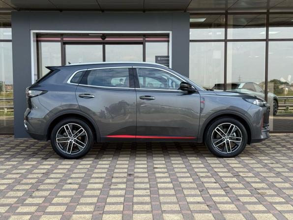 Changan UNI-S I с пробегом 2024 года, цена 2 080 000 рублей, 50149 км, внедорожник, Автокод Объявления