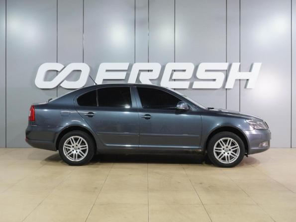 Skoda Octavia II (A5) Рестайлинг с пробегом 2010 года, цена 869 000 рублей, 255006 км, лифтбек, Автокод Объявления