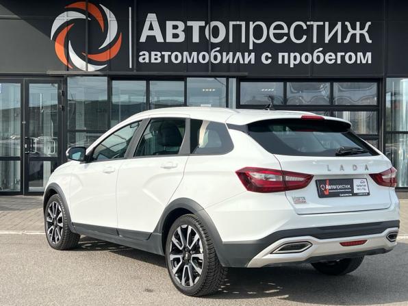 Lada (ВАЗ) Vesta I Рестайлинг (NG) с пробегом 2024 года, цена 1 435 000 рублей, 31100 км, универсал, Автокод Объявления