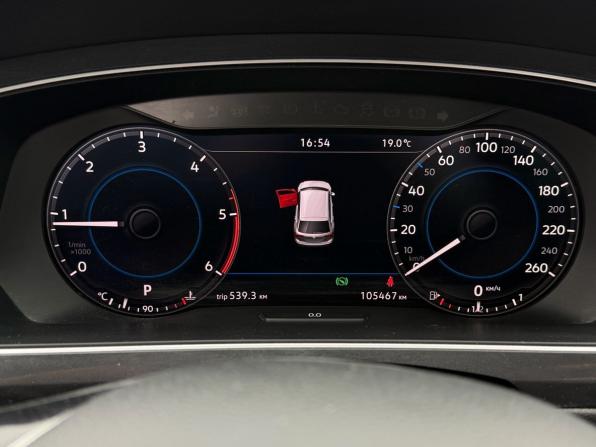 Volkswagen Tiguan II с пробегом 2018 года, цена 2 505 000 рублей, 106000 км, внедорожник, Автокод Объявления