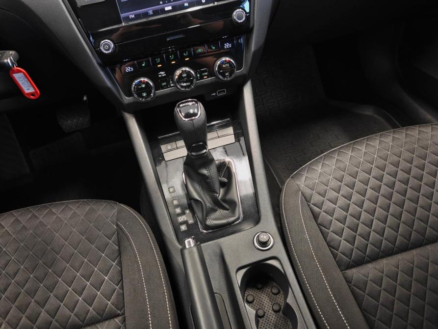 Skoda Octavia III (A7) Рестайлинг Санкт-Петербург  - изображение 11